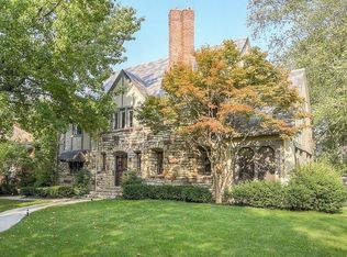 1242 Huntington Rd, Kansas City, MO 64113