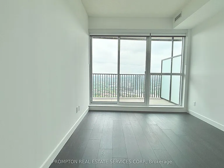 18 Esther Shiner Blvd #3503 — Photo 12