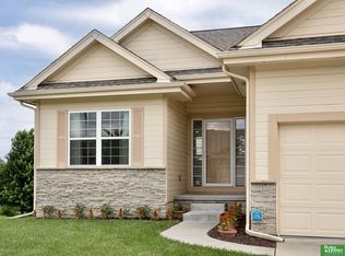 2627 N 166th St, Omaha, NE 68116