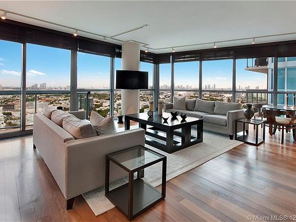 3rd image of 101 20th St #3606
