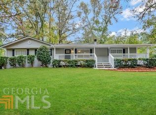 2110 Chestnut Log Dr, Lithia Springs, GA 30122
