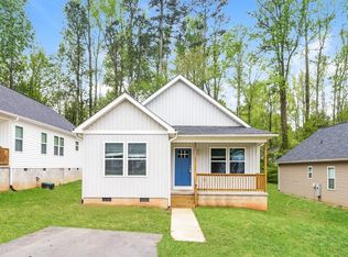 402 E Louisiana Ave, Bessemer City, NC 28016