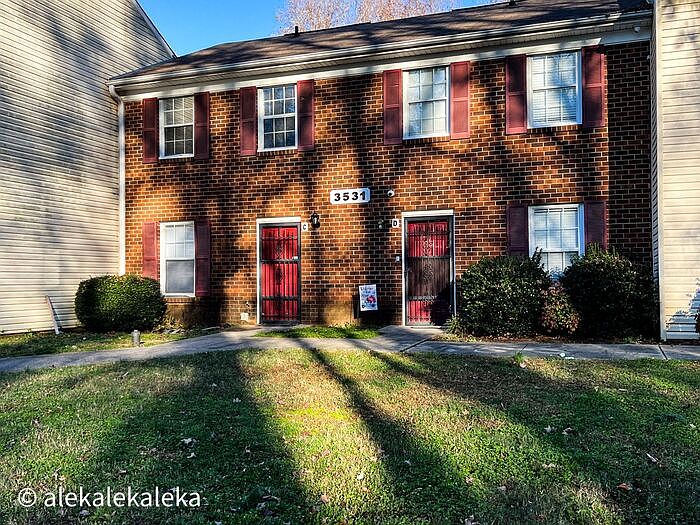 1st image of 3531 Lynhaven Dr APT C