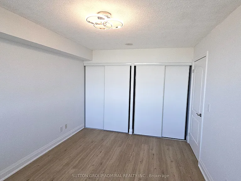 20 N Park Rd #417 — Photo 12