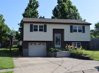 1098 Henry St, Elsmere, KY 41018