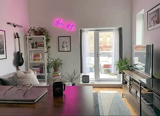 Rented by Compass | media 4