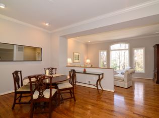 11520 Hemingway Dr, Reston, VA 20194