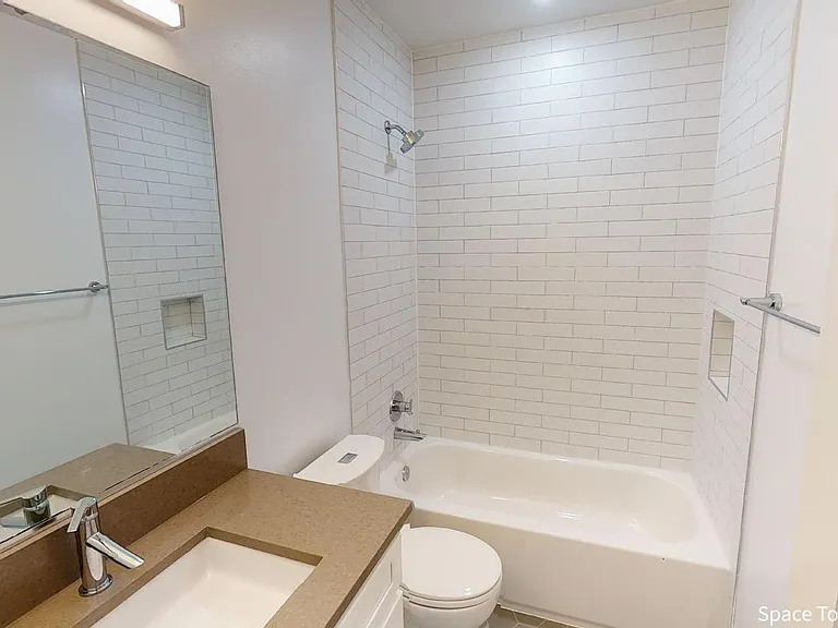 917 Sheridan St NW #2 — Photo 12