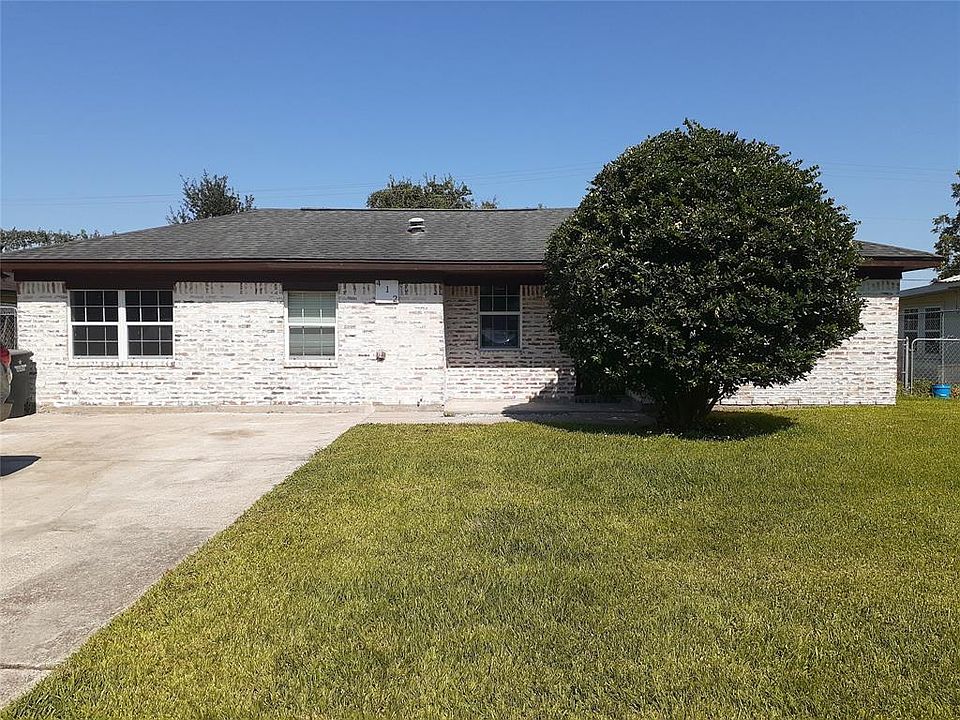 1st image of 412 Linda Ln