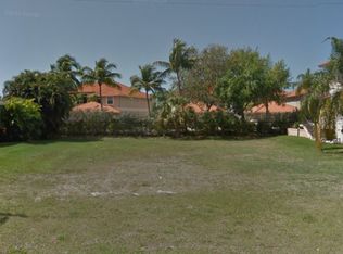 560 Fieldstone Dr, Marco Island, FL 34145