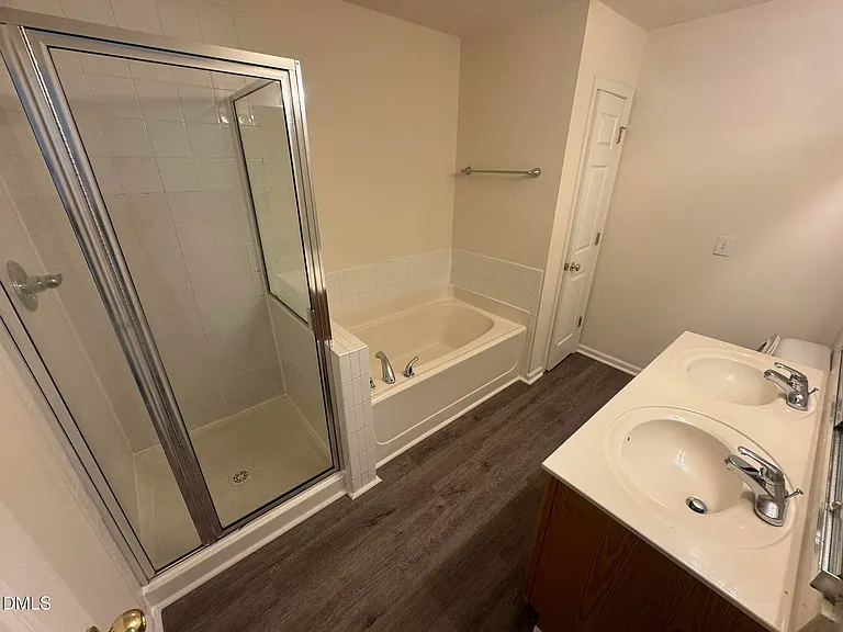 3011 Barrymore St #100 — Photo 5