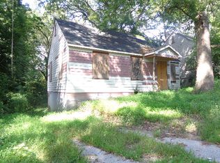 1090 Oak Knoll Ter SE, Atlanta, GA
