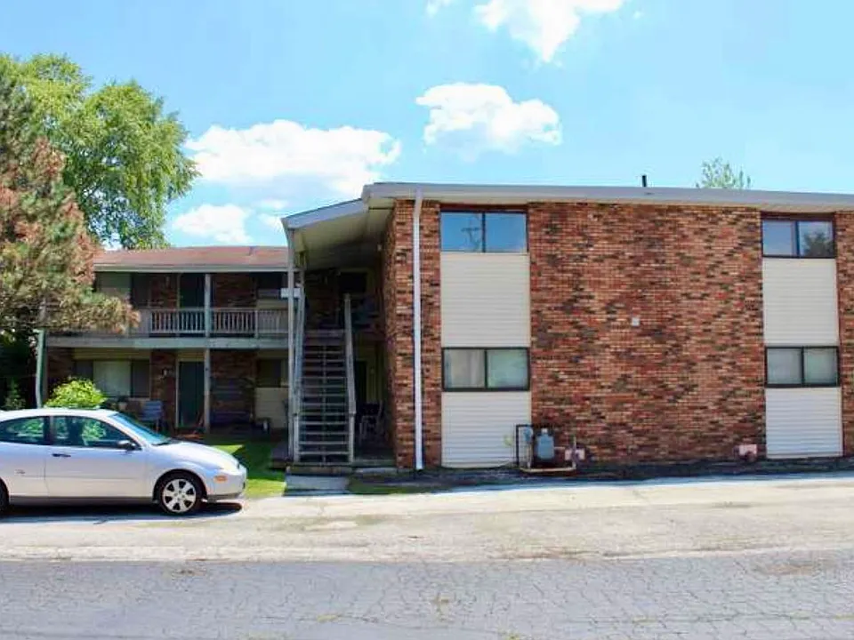 536 S Schroeder Ave #2