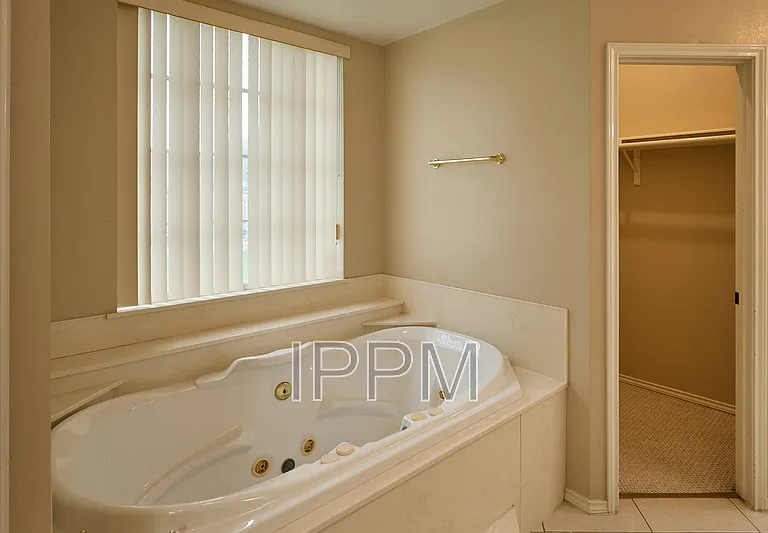 1309 Summerfield Ln — Photo 22