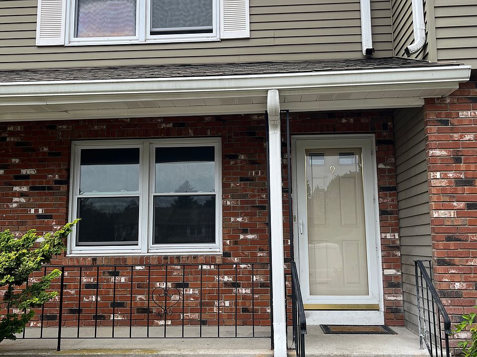 1st image of 9 Saint Marc Cir #9E