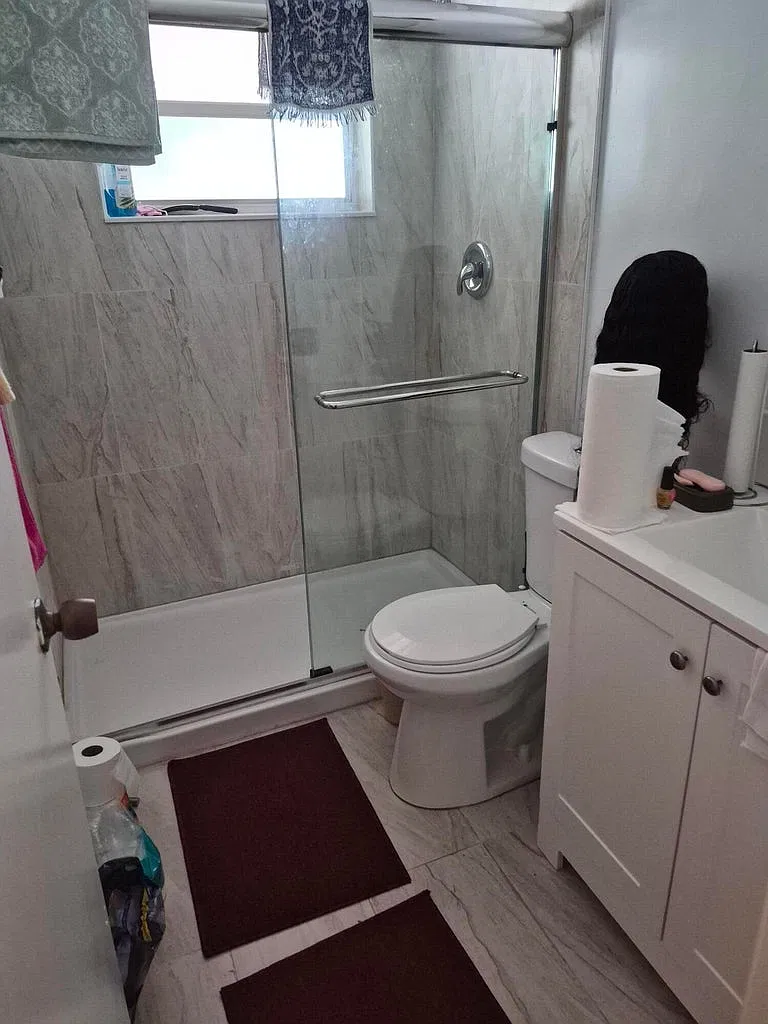 1001 SW 74th Ave — Photo 4