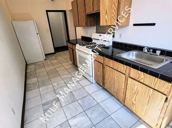 209 44th St APT 1, Pittsburgh, PA 15201