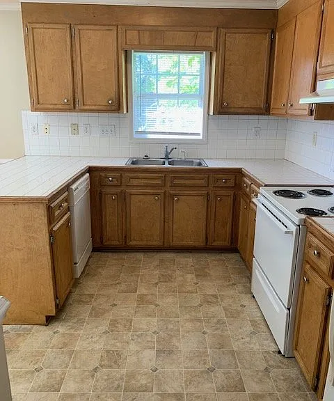 3935 Ttt Sterling Pointe Dr #5 — Photo 5