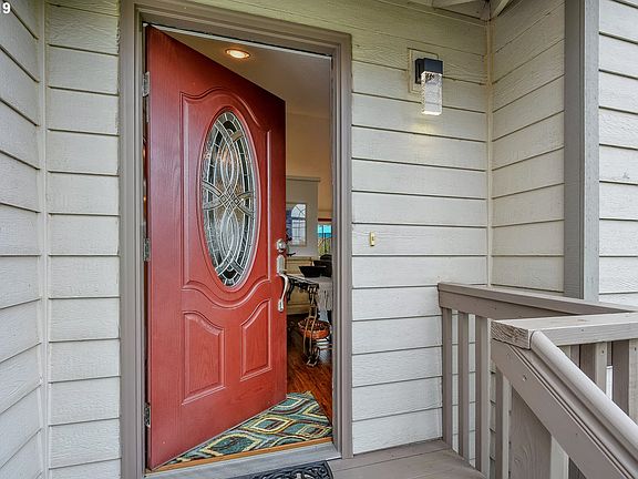 3rd image of 107 NW 148th St