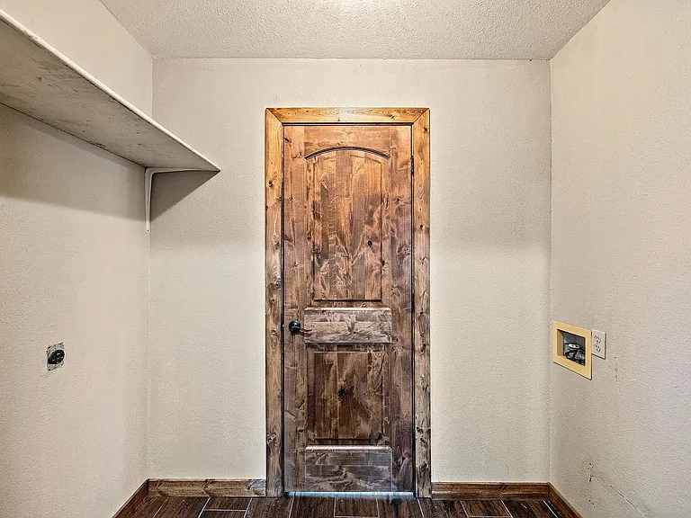 11953 FM 2153 — Photo 22