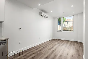 Rented by Rennit Inc.