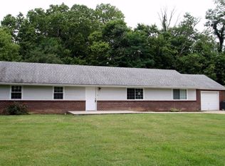 841 S Riverside Dr, Batavia, OH 45103