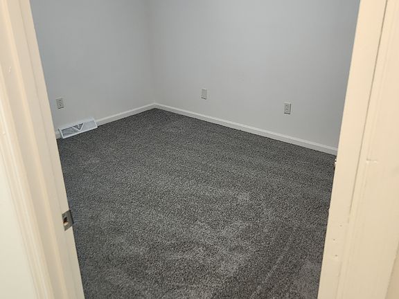 5th image of 124 Landings Dr APT 3