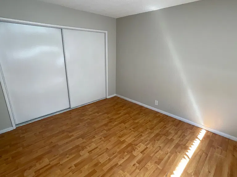 1675 Amberwood — Photo 25