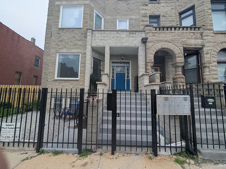 3212 W Warren Blvd #1 — Photo 66