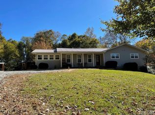 85 Rocky Knob Rd, Scaly Mountain, NC 28775