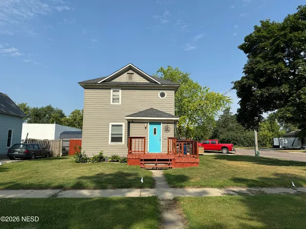 603 4th St SE, Watertown, SD 57201
