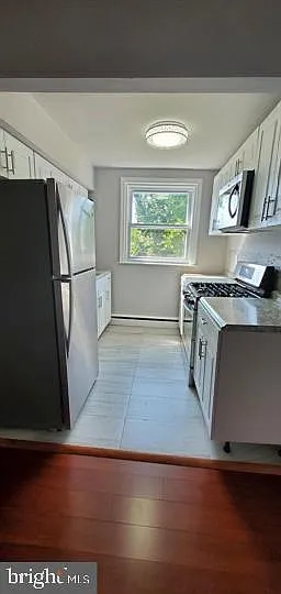 E Fariston Dr — Photo 20
