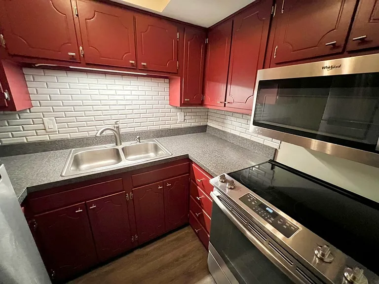 630 Central Ave #OP20 — Photo 9