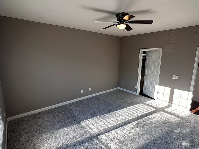 6010 Trumhall Ave — Photo 11