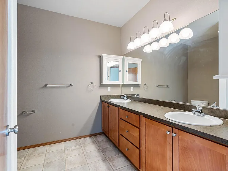 15325 NW Central Dr #211 — Photo 24