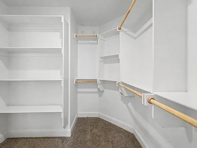 5377 Clear Springs Ave — Photo 12