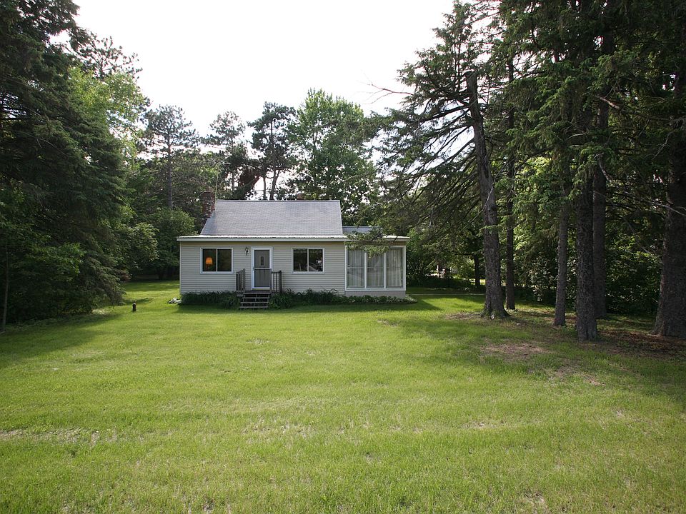 1st image of 13452 Lake Dr NE