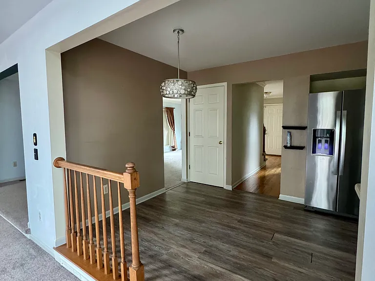 1825 Latimer Dr — Photo 61