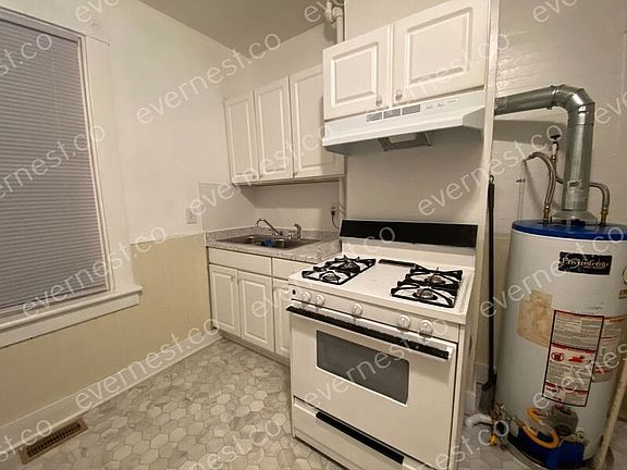 2nd image of 1221 N 29th St