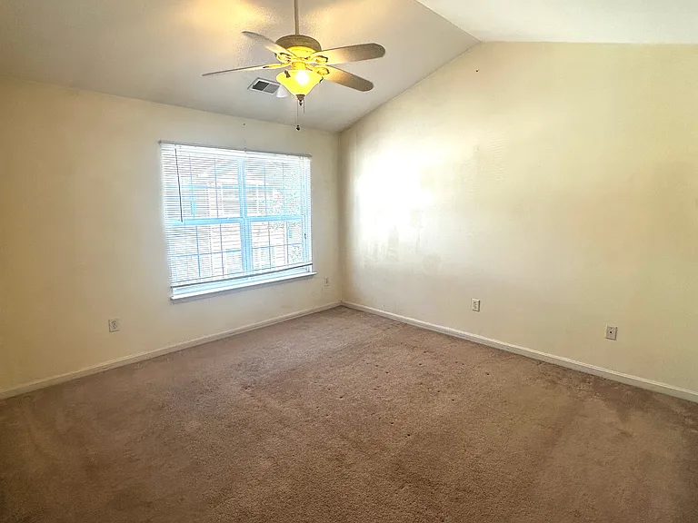 12921 Woodcutter Cir — Photo 11