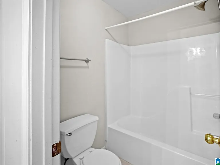 428428 Cambrian Ridge Trl — Photo 26
