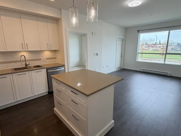 20834 80th Ave #224, Langley, BC V2Y 3M5