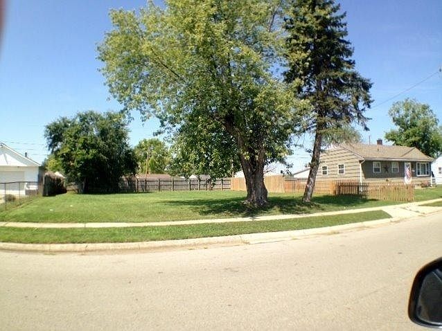 1st image of 519 Flintridge Dr