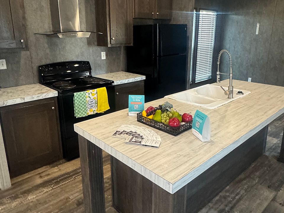 1st image of 2201 S Pearl St #74