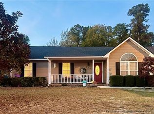 172 Independence Dr, Raeford, NC 28376