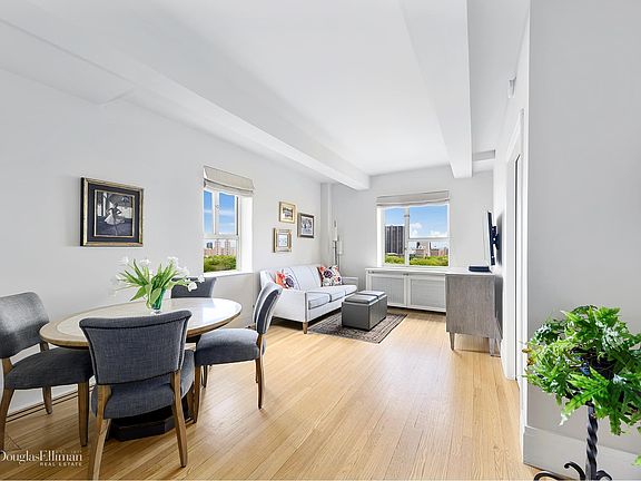 2nd image of 7 W 96th St APT 17D