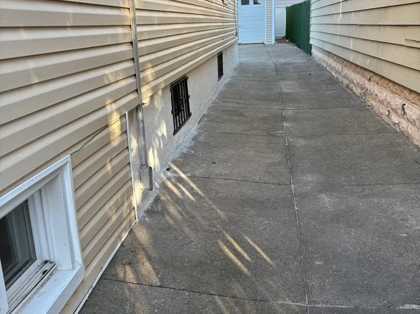 95-15 Pitkin Avenue image 26 of 26