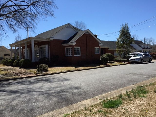 1st image of 6016 May Blvd