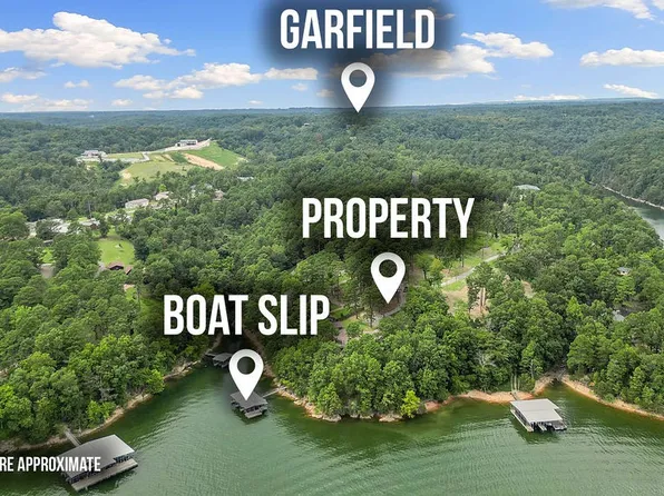 10135 Elizabeth Dr, Rogers, AR 72756