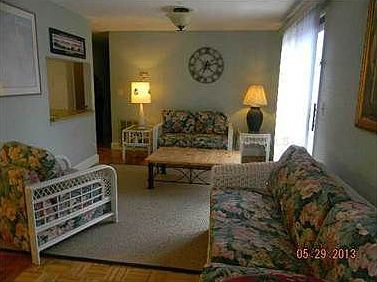 5th image of 4022 Beaver Ln #600H